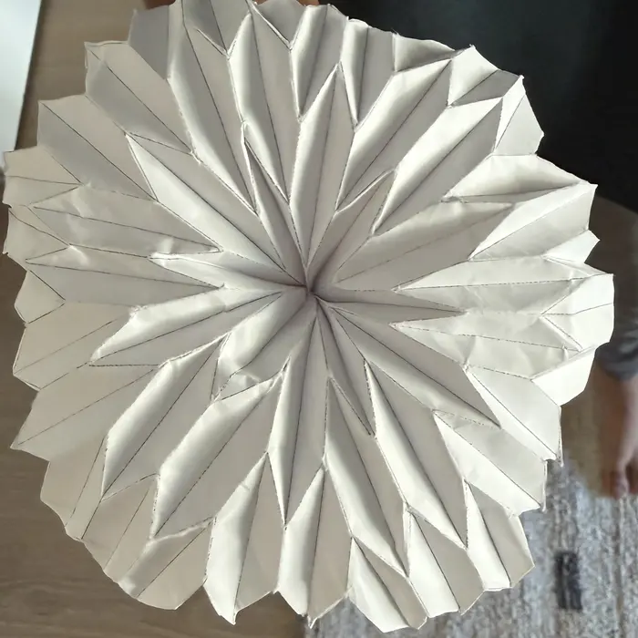 Chrysanthemum origami design